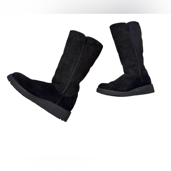 UGG classic tall black suede boots women’s  size 9 fur booties - Picture 5 of 11